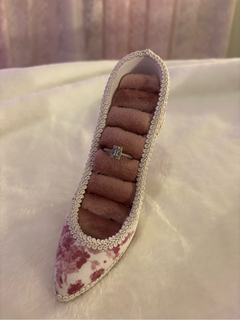 Pandora halo ring